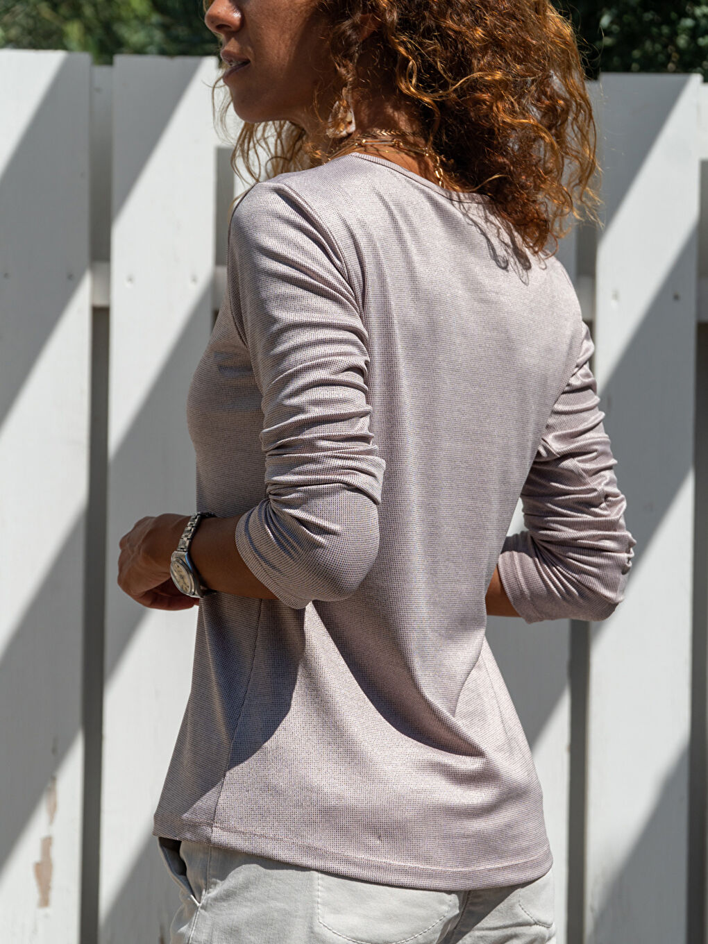 Pembe V Yaka Kendinden Desenli Uzun Kollu Kadın Bluz-1