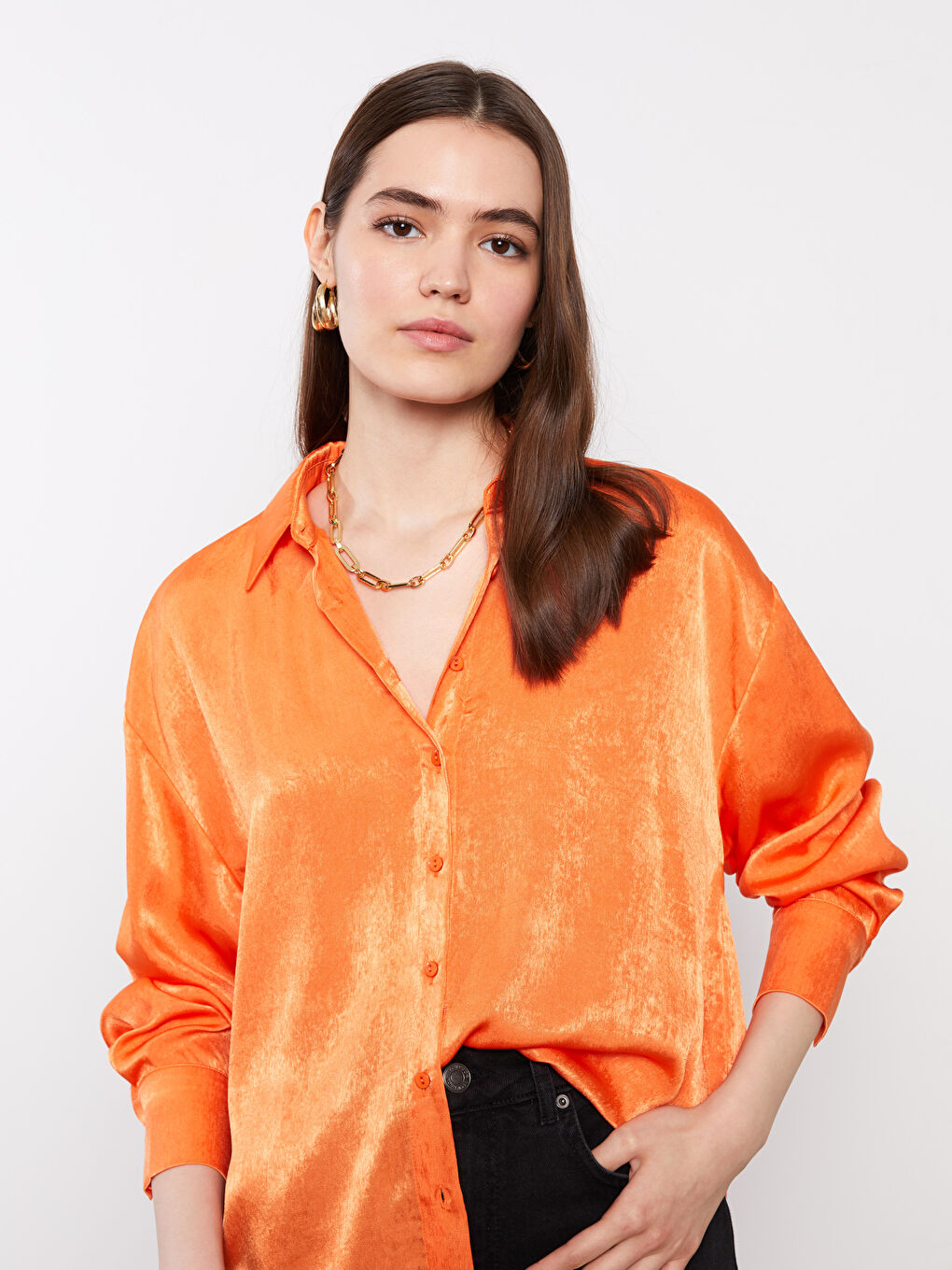 LCWAIKIKI Classic Buttoned Regular Long Sleeve Satin Women's Shirt -S2L306Z8-GMX