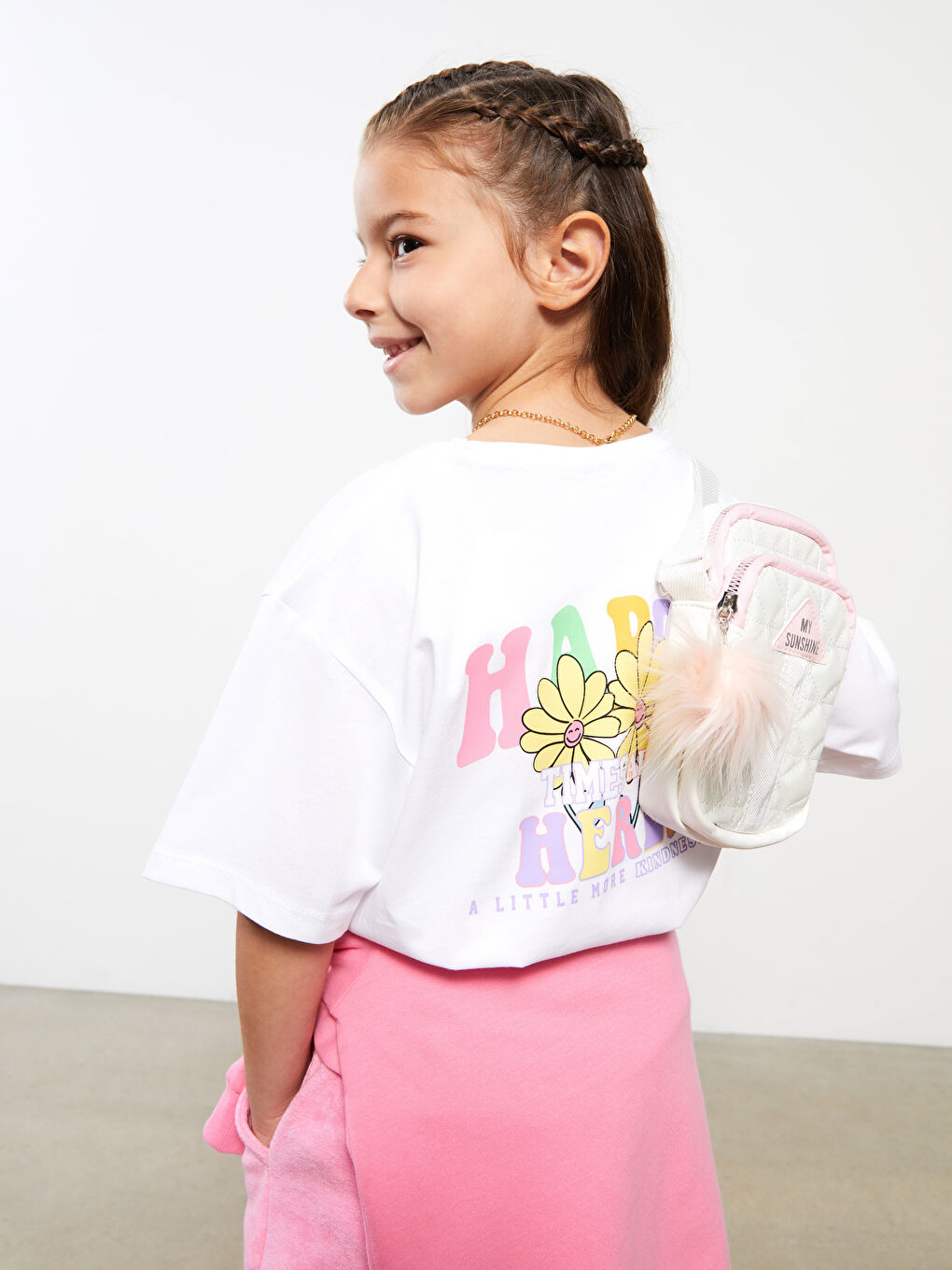 Beyaz Hologram Deri Görünümlü Kapitoneli Kız Çocuk Çapraz Çanta-2