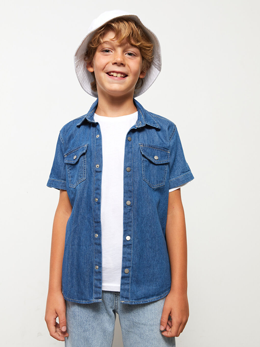 قميص دنيم أساسي كم قصير للأولاد-2