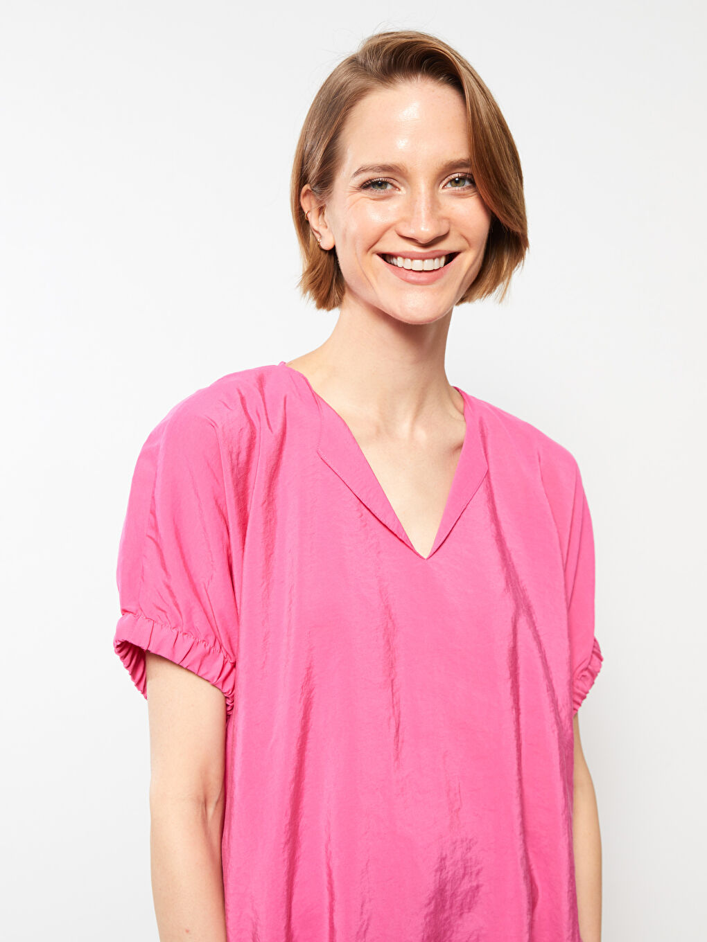 Pembe Kaçık Yaka Düz Kısa Kollu Kadın Bluz-2