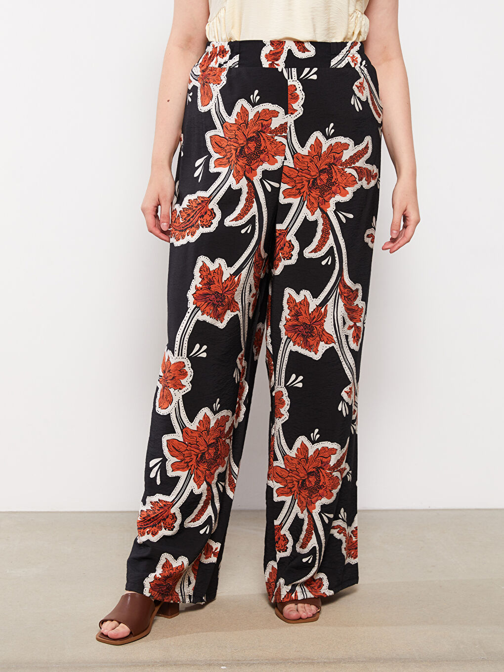 Kahverengi Baskılı Pantolon-2