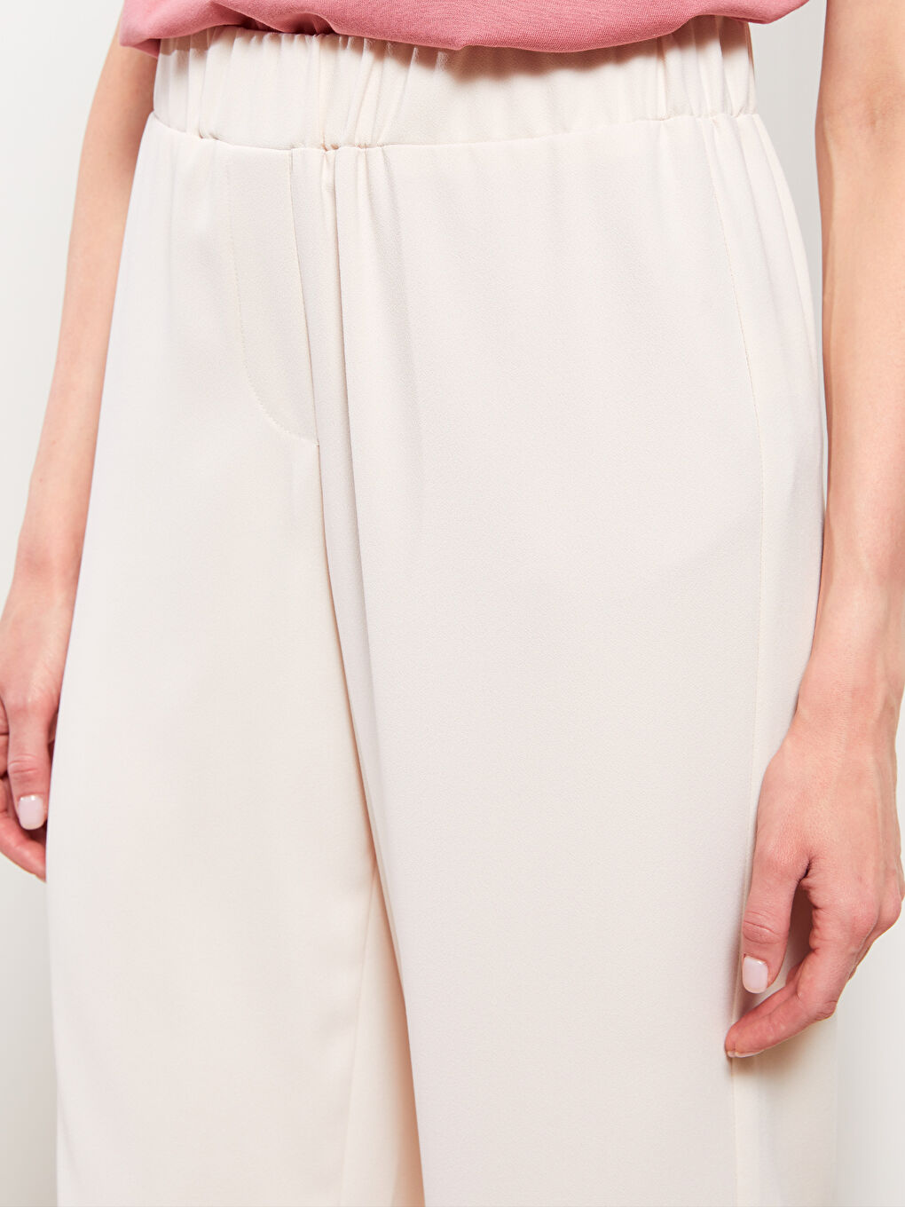 LCW Modest Elasticated Waist Plain Crepe Women's Trousers -S2L654Z8-SCC