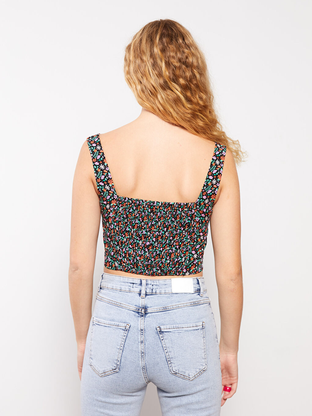 Siyah Kare Yaka Desenli Kolsuz Viskon Kadın Bluz-4