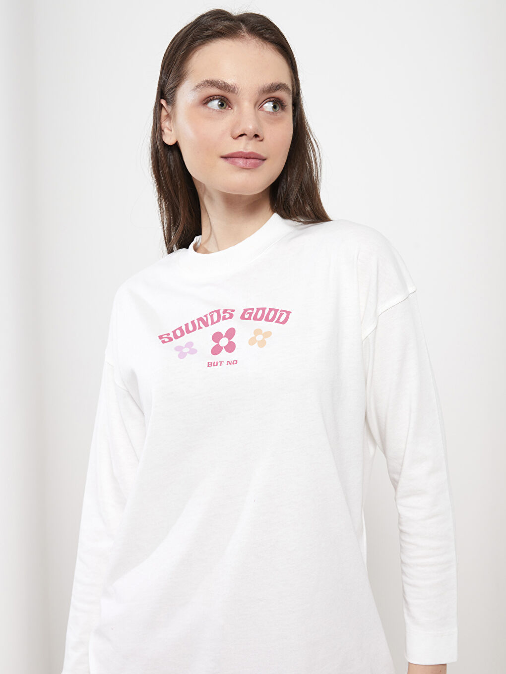 Ekru Bisiklet Yaka Baskılı Uzun Kollu Kadın Tunik-1