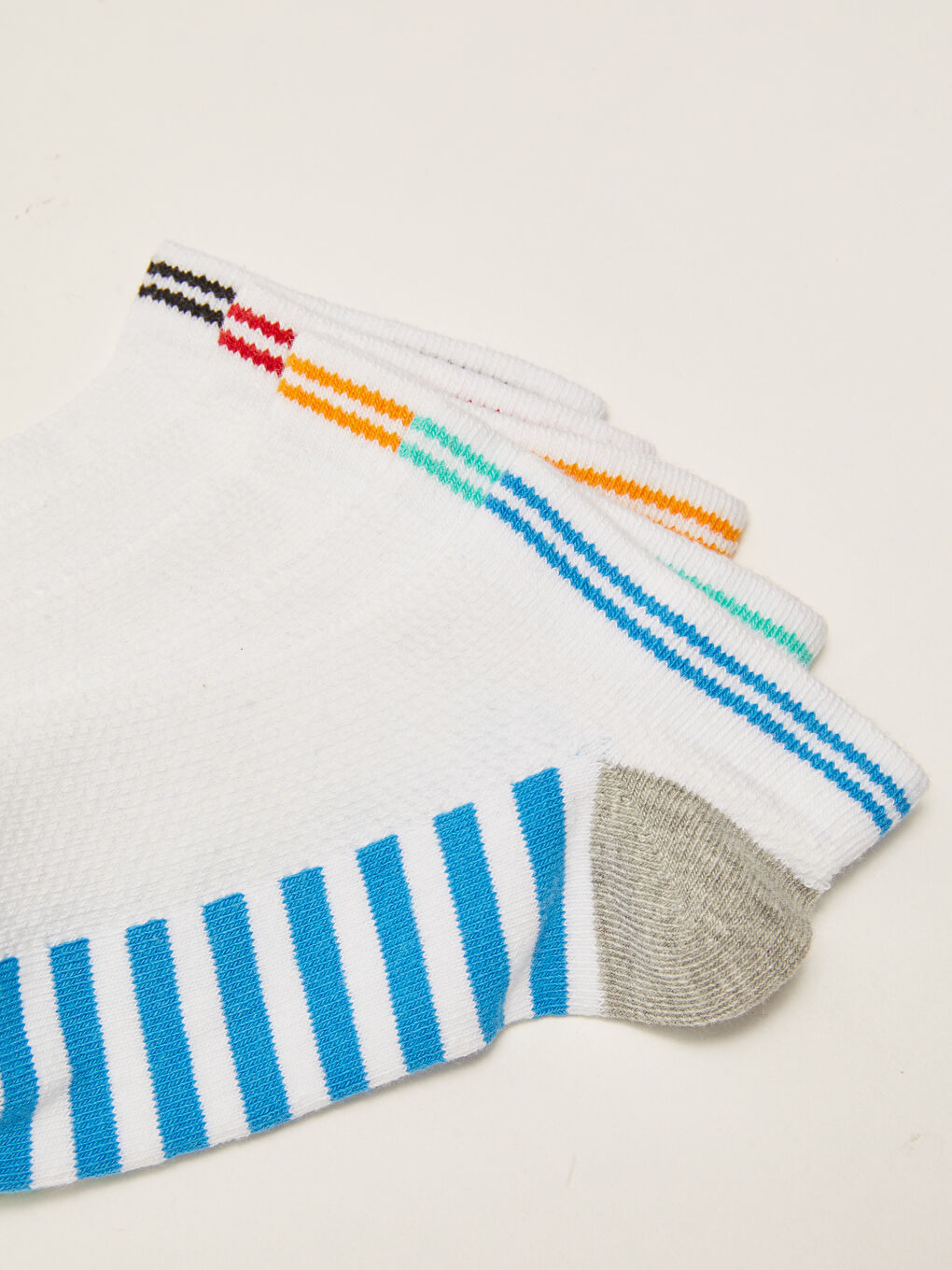 LC Waikiki Striped Boys' Trainer Socks 5 Pack -S2L836Z4-K00