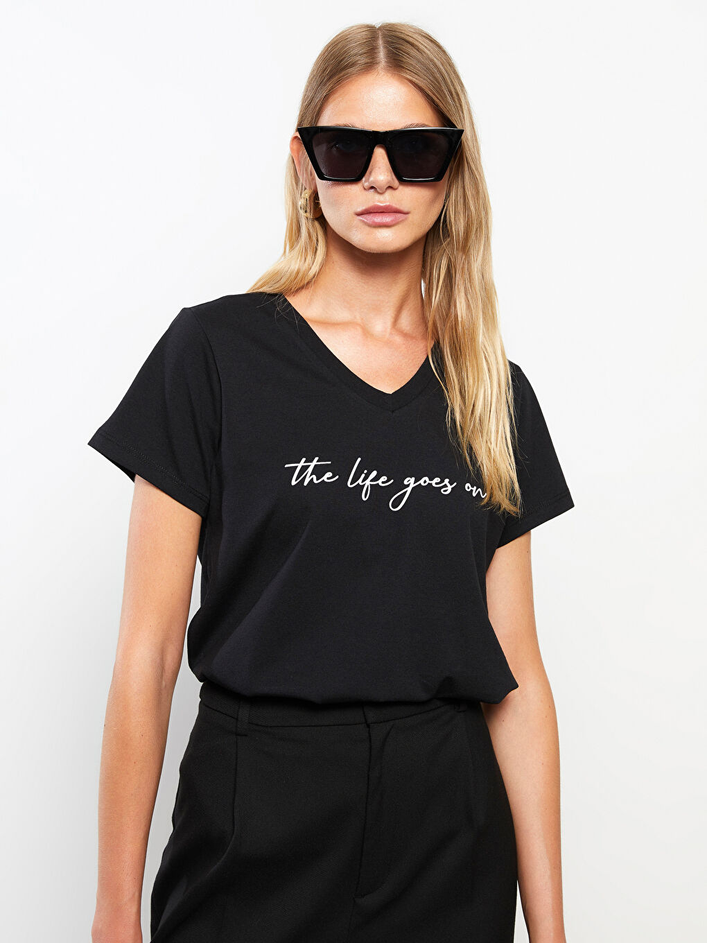 V-Neck Printed Short Sleeve Women's T-Shirt-1