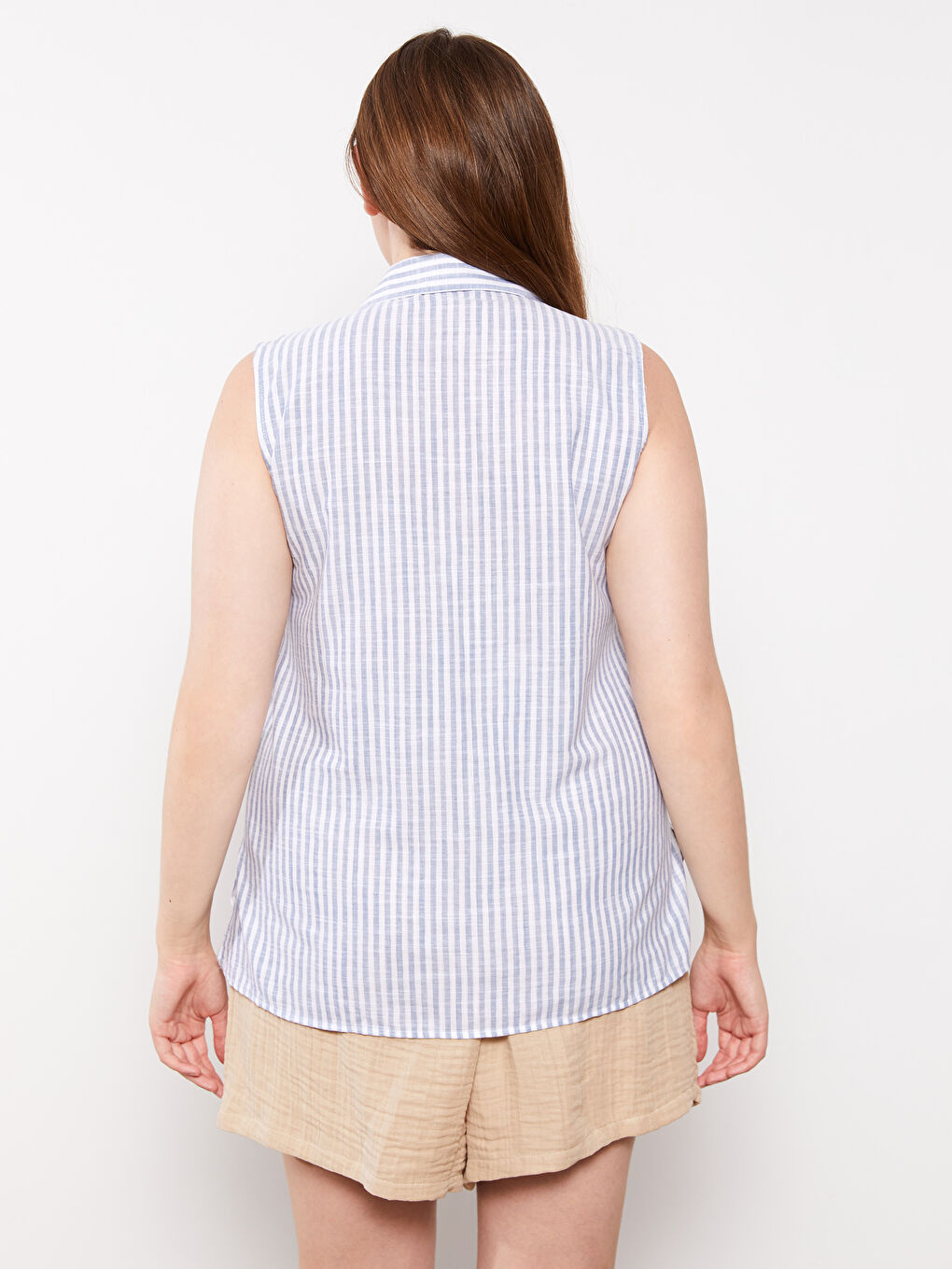 Mavi Büyük Beden Önden Düğme Kapamalı Çizgili Kolsuz Pamuklu Kadın Gömlek-4