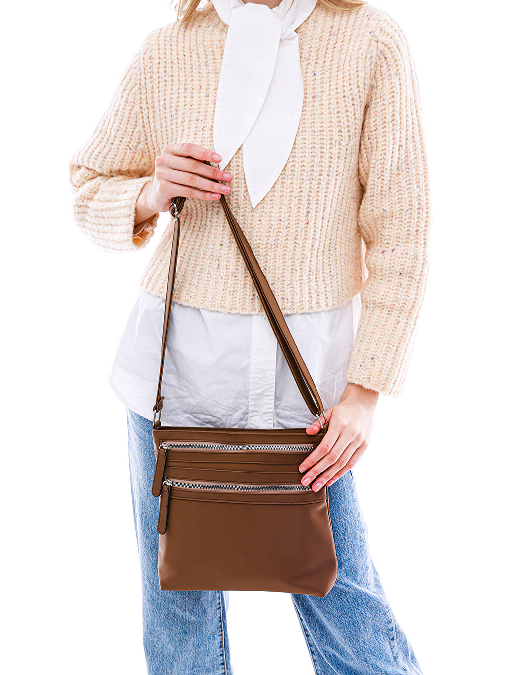 Kahverengi Zincir Detaylı Kadın Çapraz Çantası-1