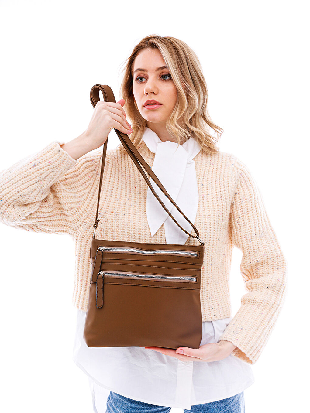 Kahverengi Zincir Detaylı Kadın Çapraz Çantası-2