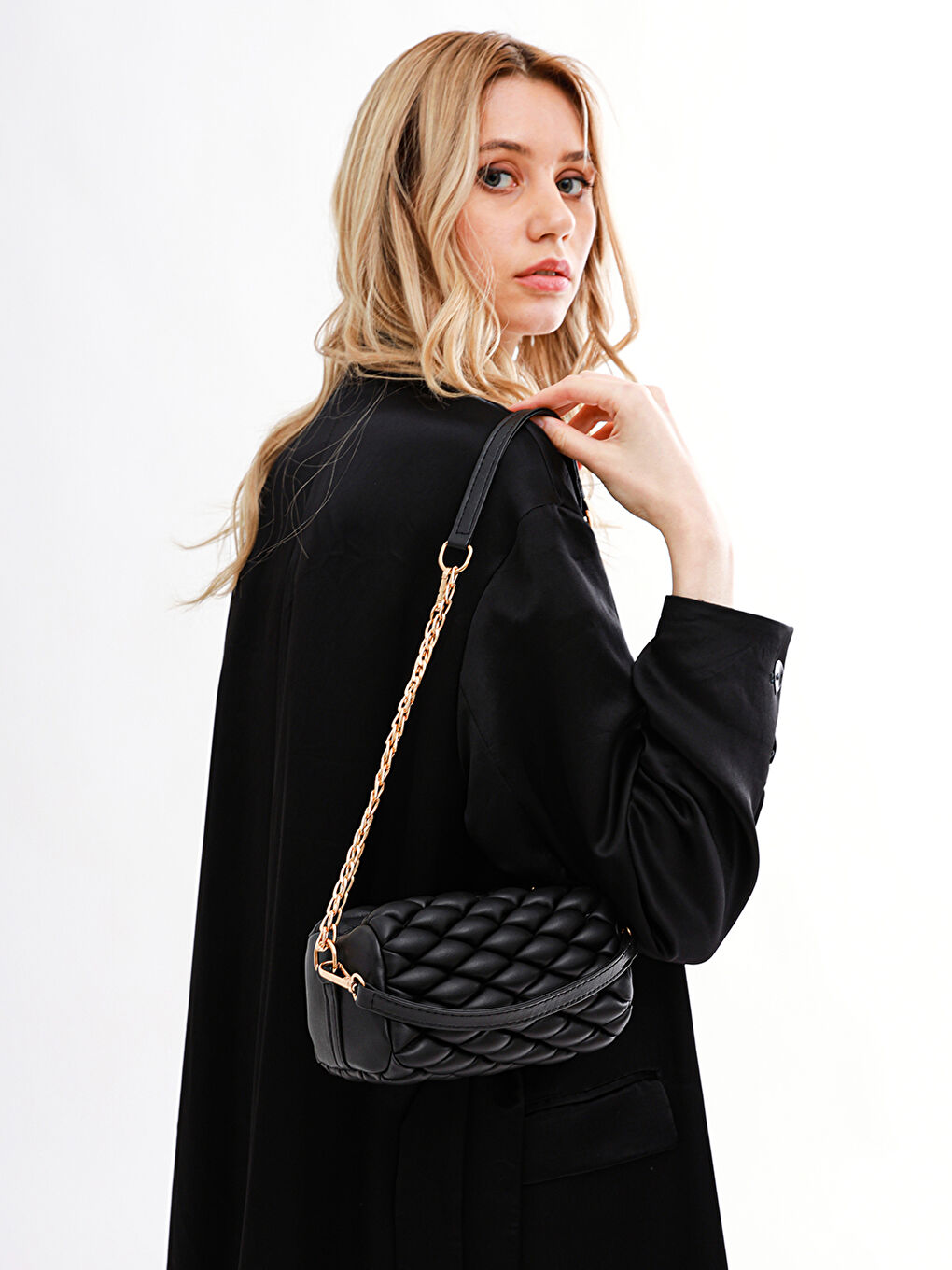 Siyah Zincir Detaylı Kadın Omuz Çantası-2