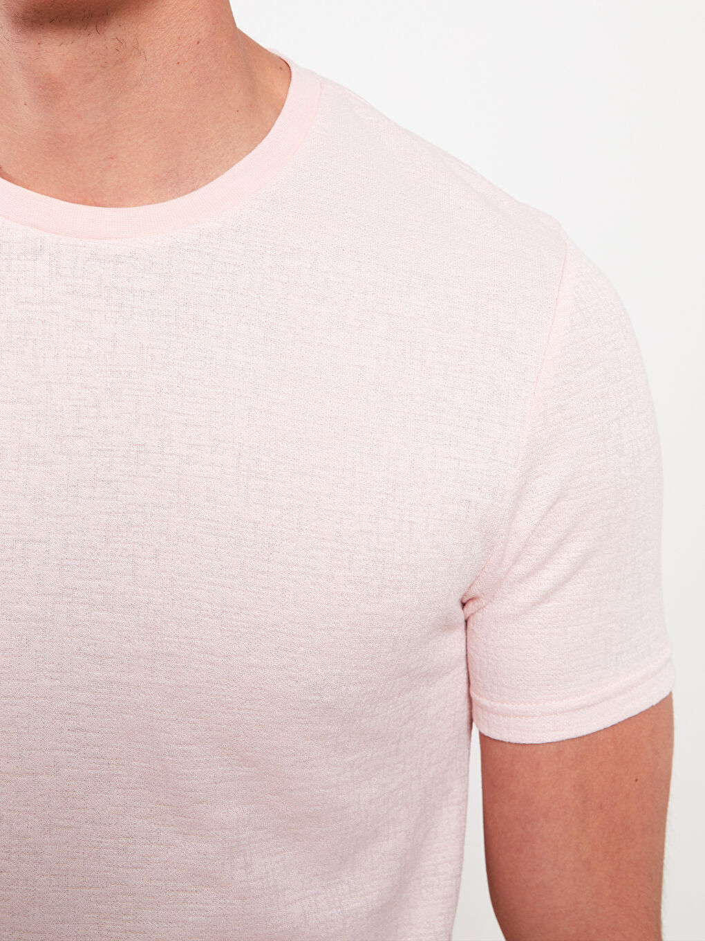 Pembe Bisiklet Yaka Kısa Kollu Erkek Tişört-3