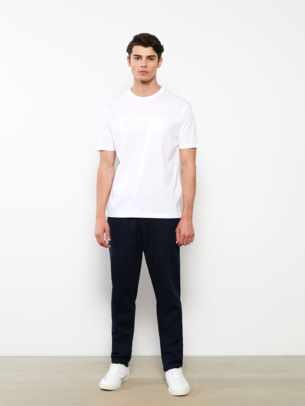 Beyaz Bisiklet Yaka Kısa Kollu Baskılı Penye Erkek Tişört-2