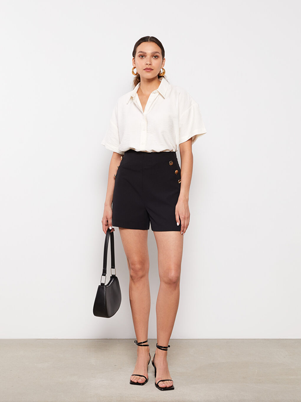 Women High Waist Standard Fit Straight Shorts