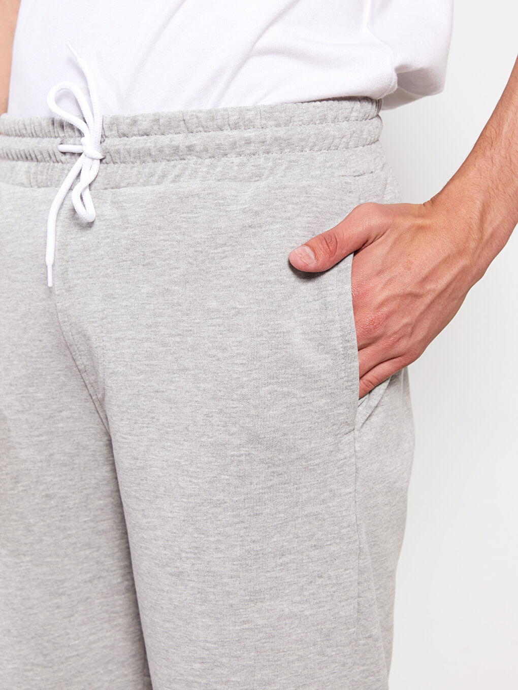 Gri Standart Kalıp Örme Erkek Şort-4