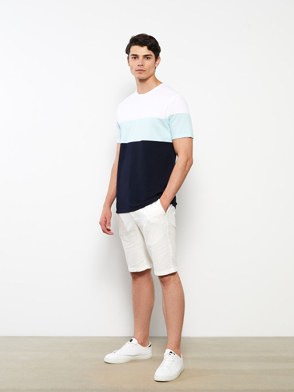 Turkuaz Bisiklet Yaka Kısa Kollu Renk Bloklu Pike Erkek Tişört