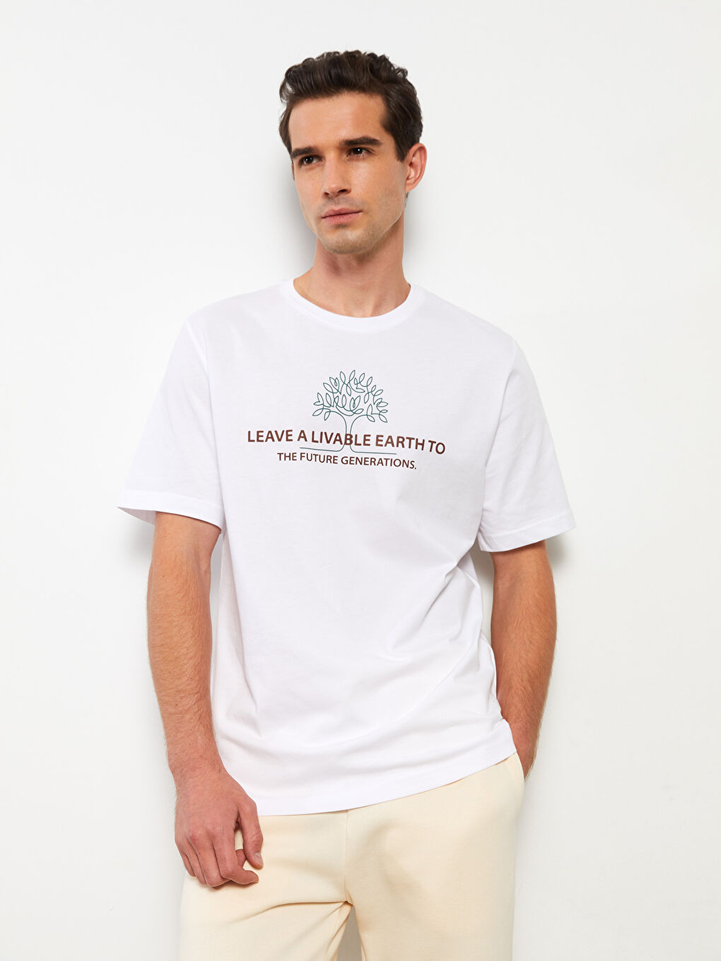 Beyaz Bisiklet Yaka Kısa Kollu Baskılı Penye Erkek Tişört