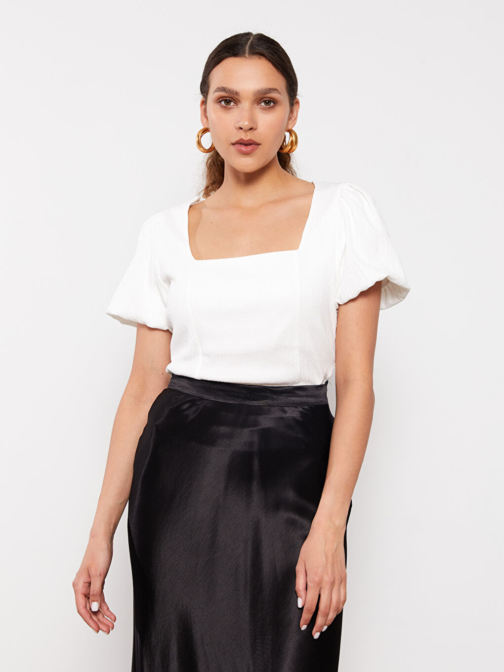 Square Collar Plain Short Sleeve Women's T-Shirt-1