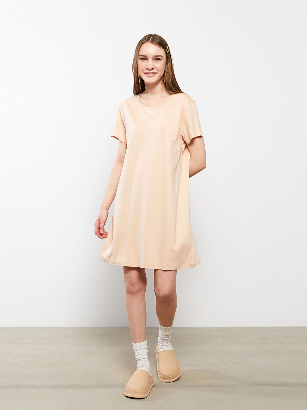 Crew Neck Women's Nightdress-1