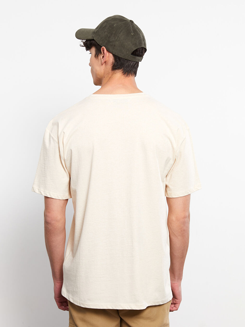 Bej Bisiklet Yaka Kısa Kollu Basic Penye Erkek Tişört-3