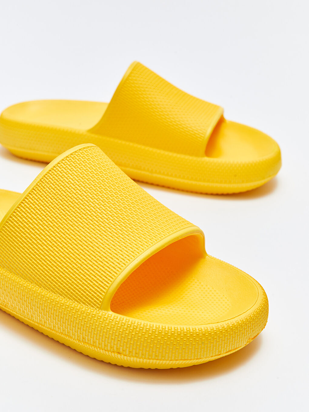 Sarı Tek Bantlı Erkek Terlik-2