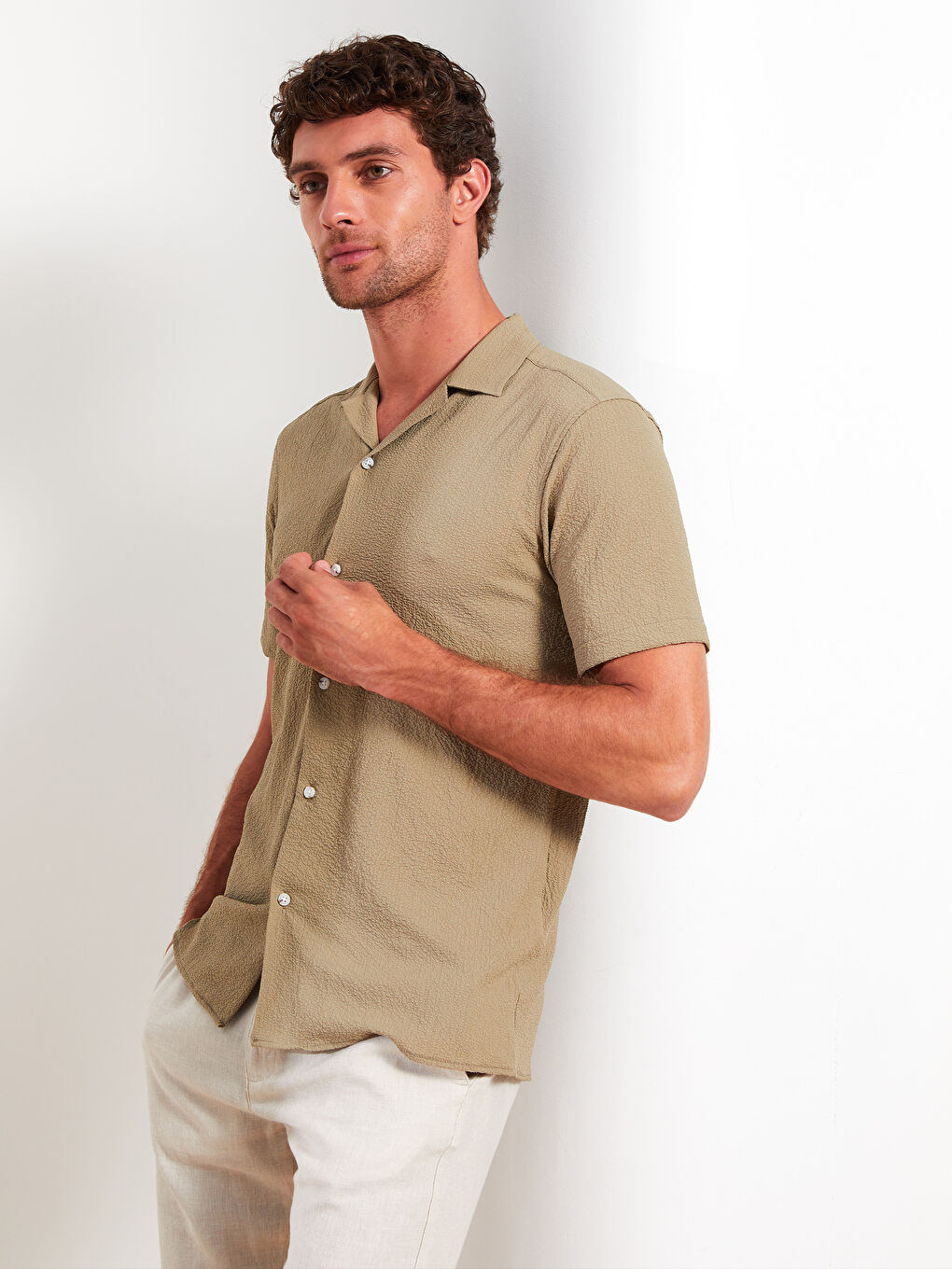 Comfortable Fit Short Sleeved Men's Shirt -S2LG85Z8-SL0