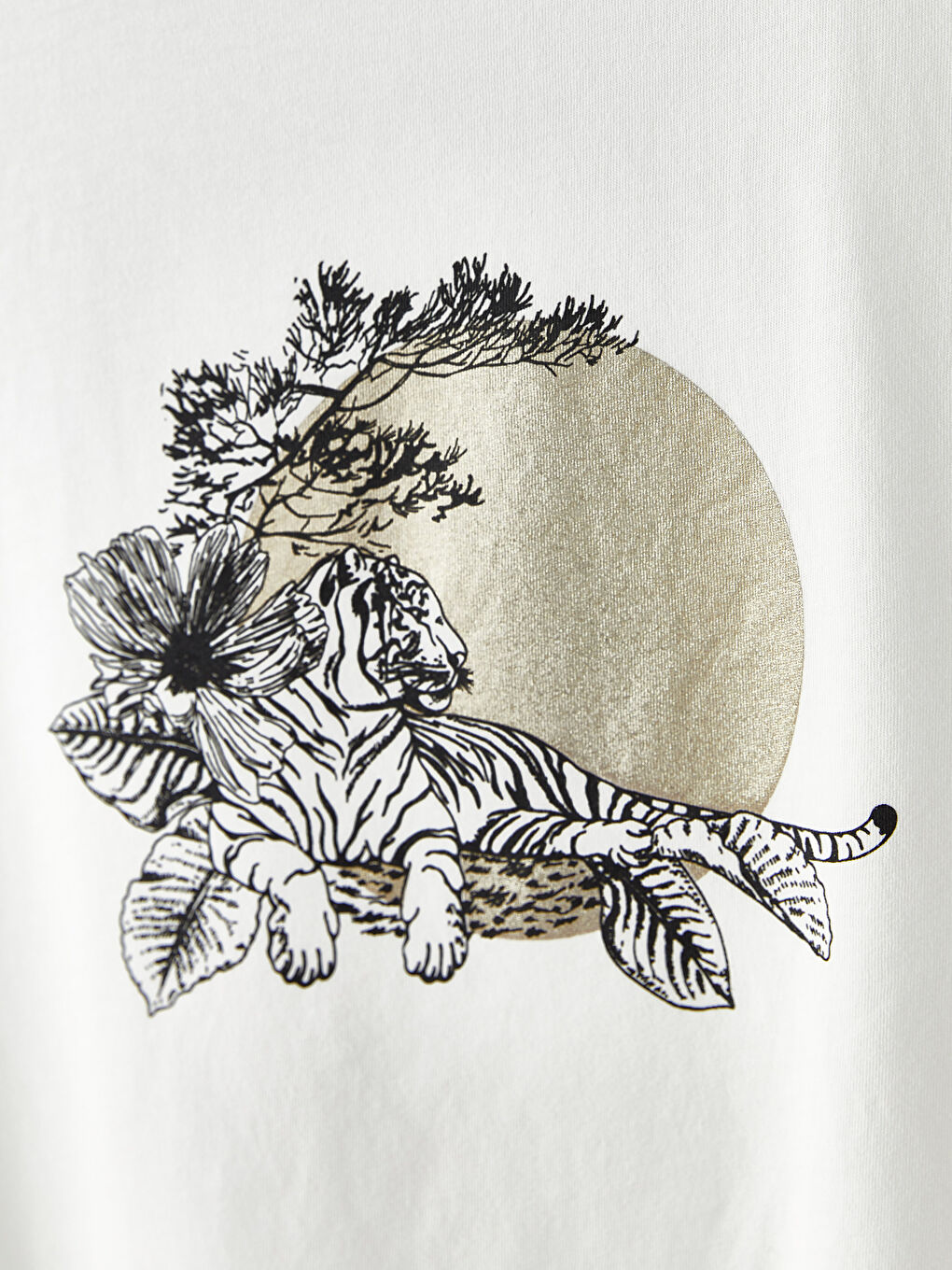 Ekru Bisiklet Yaka Baskılı Kısa Kollu Pamuklu Kadın Tişört-7