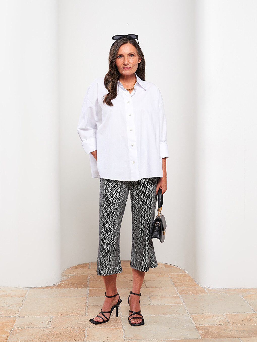 Patterned Women's Capri With Elastic Waist-1