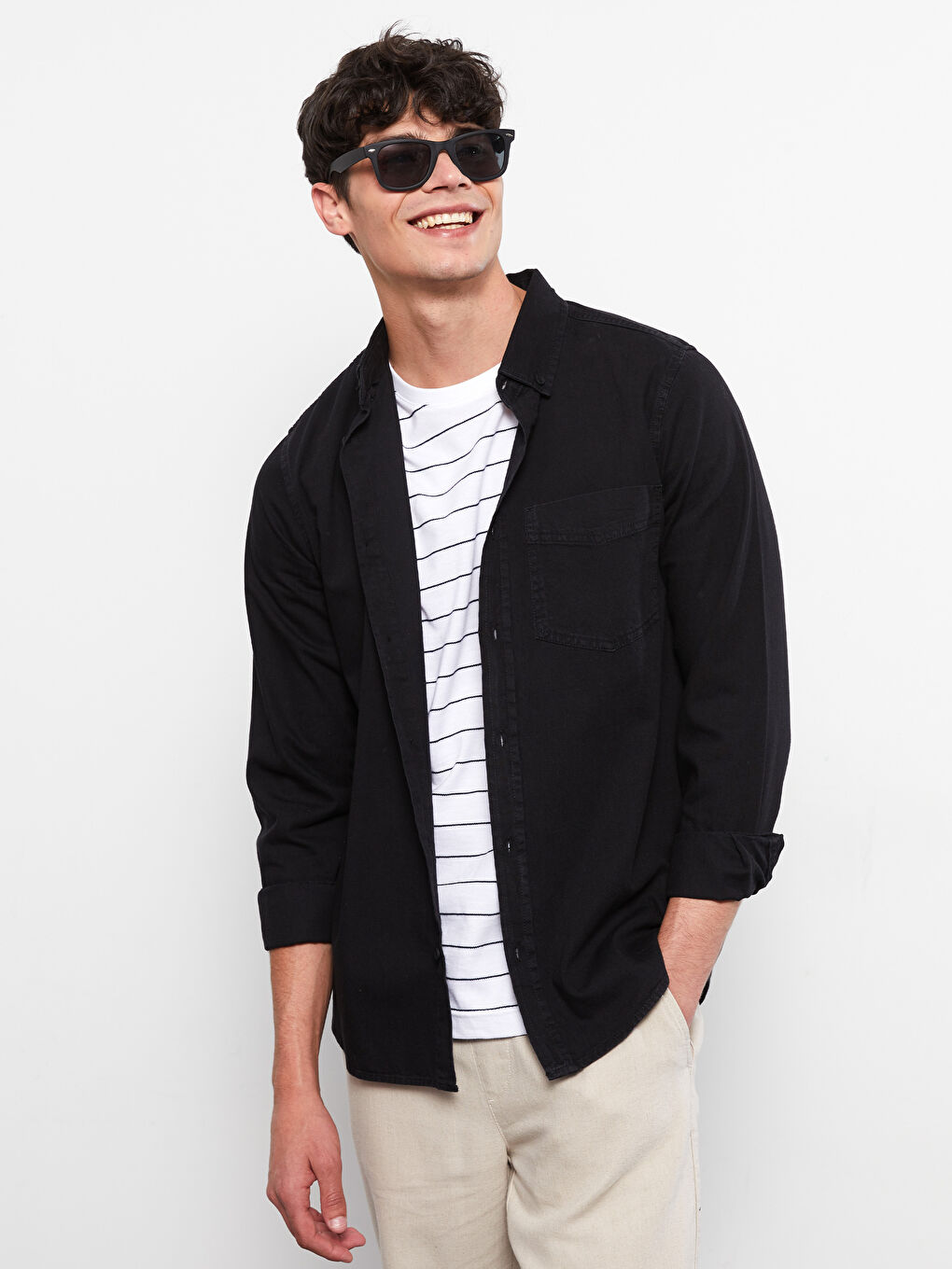 Siyah Rahat Kalıp Uzun Kollu Erkek Jean Gömlek-1