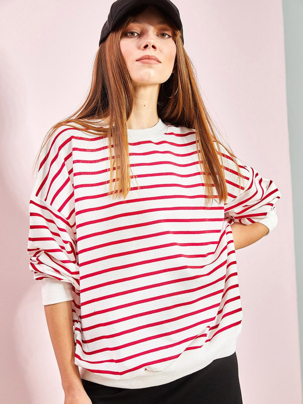 Kırmızı Bisiklet Yaka Çizgili Uzun Kollu Oversize Pamuklu Kadın Sweatshirt-3