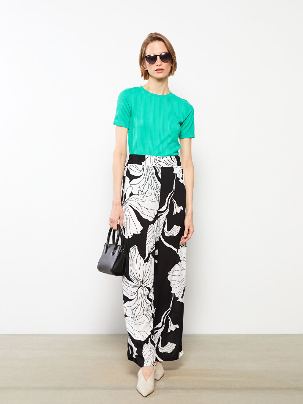 Siyah Beli Lastikli Desenli Kadın Pantolon-1