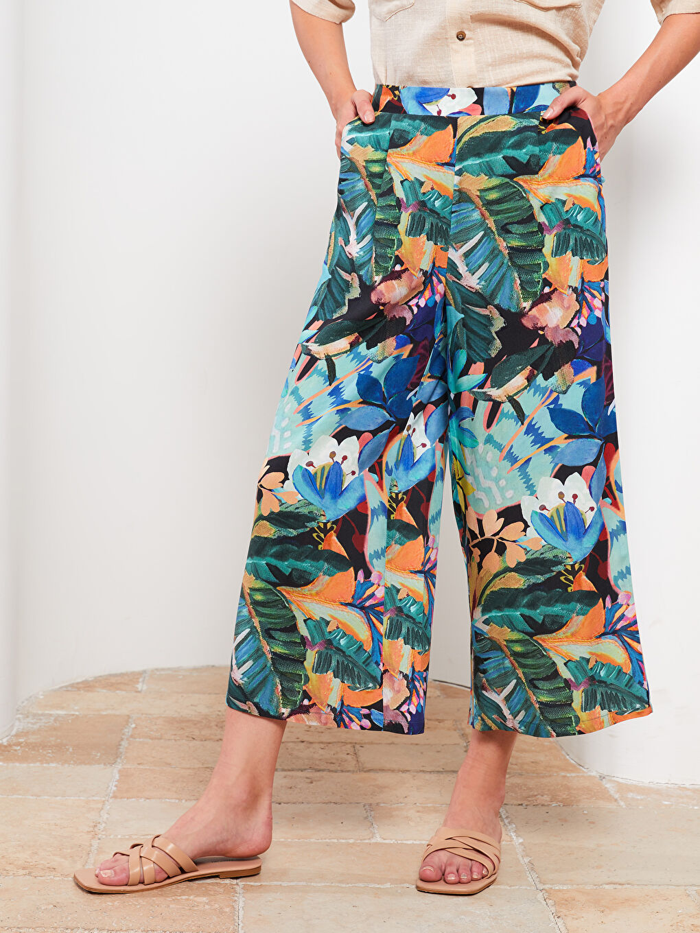 Elastic Waist Patterned Viscose Women Capri -S2LI50Z8-LQJ