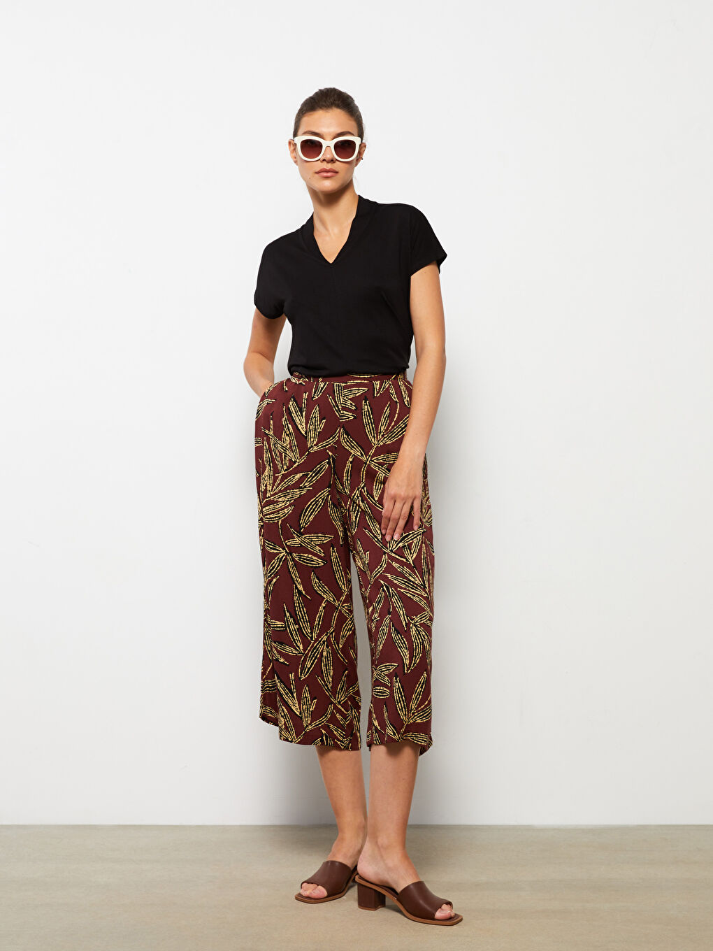 Elastic Waist Patterned Viscose Women Capri -S2LI50Z8-LQV