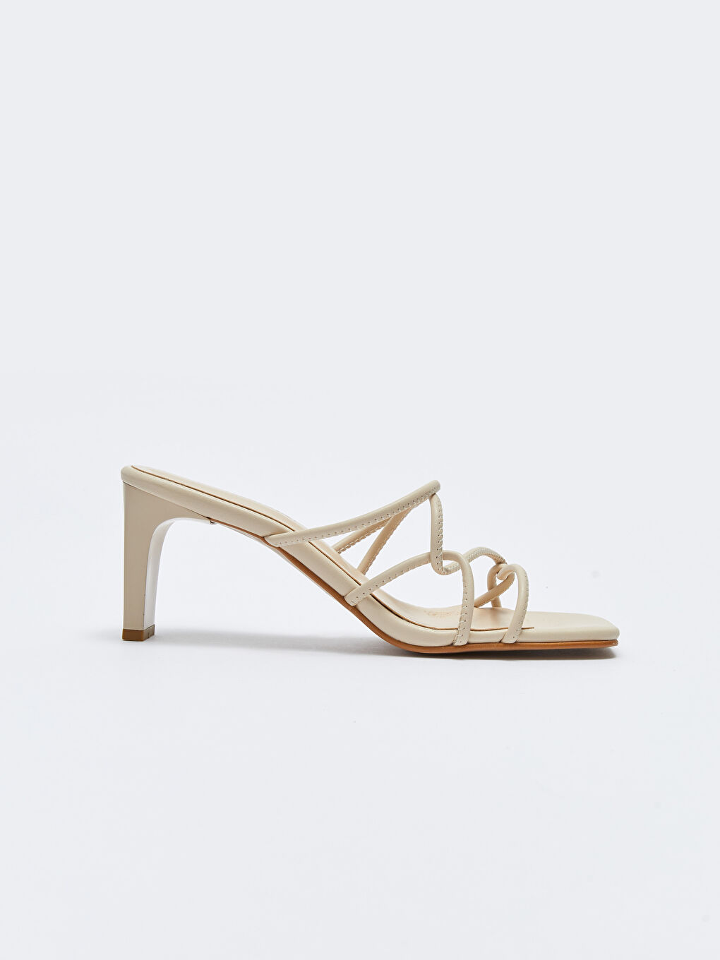 Bej İnce Çapraz Bantlı Kadın Topuklu Terlik-1
