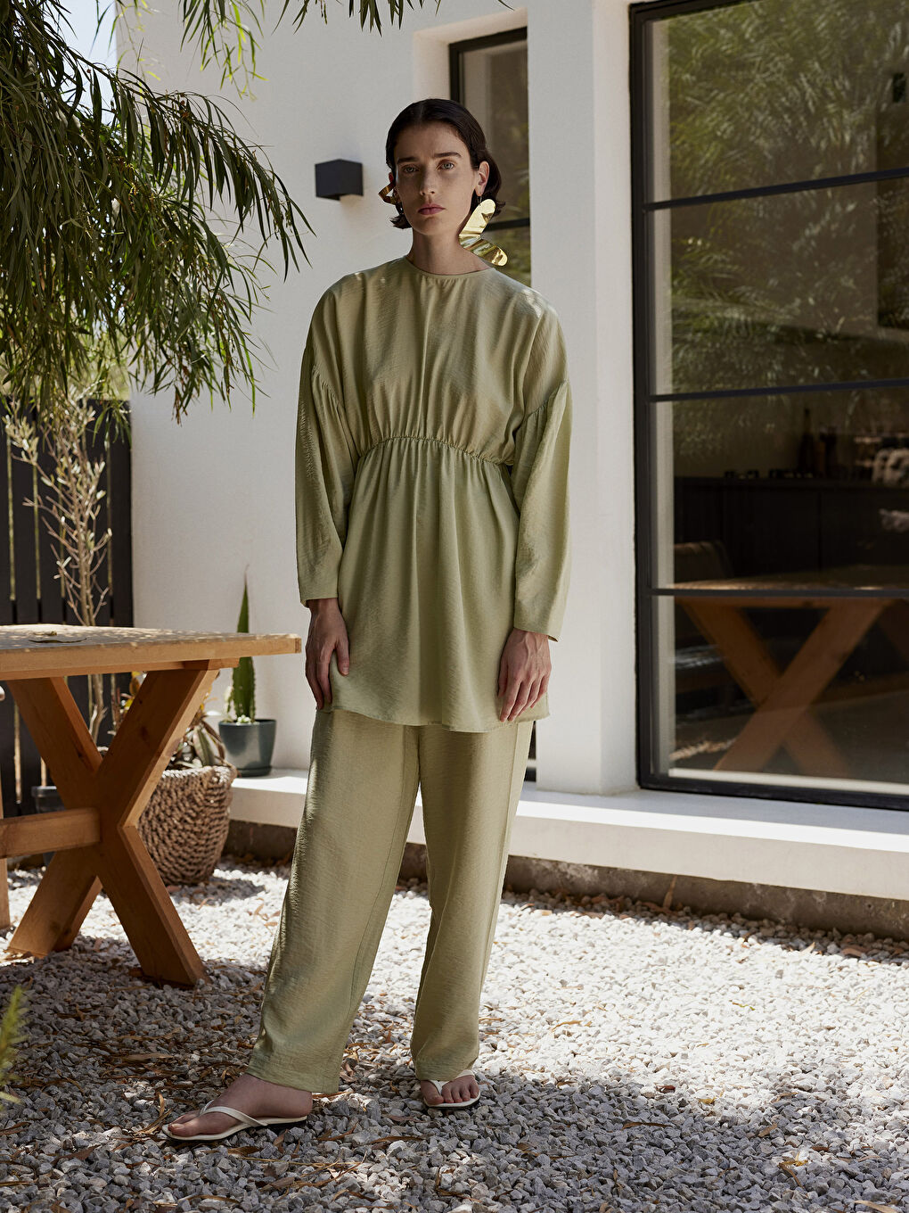 Mercan Kadın Beli Lastikli Rahat Kalıp Düz Pantolon