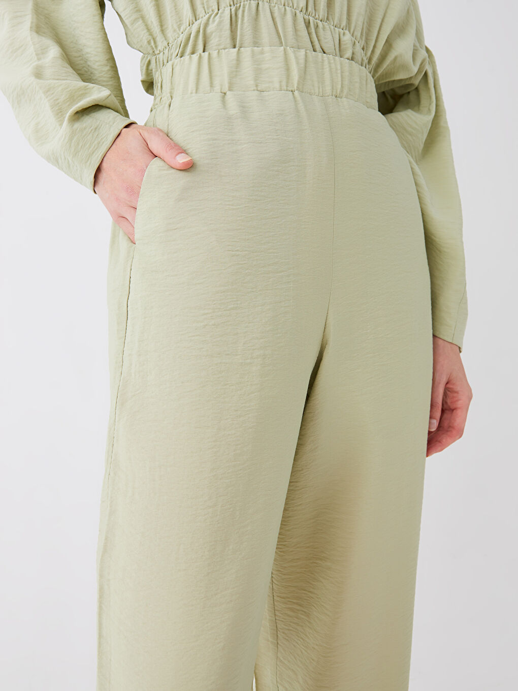 Mercan Kadın Beli Lastikli Rahat Kalıp Düz Pantolon-4