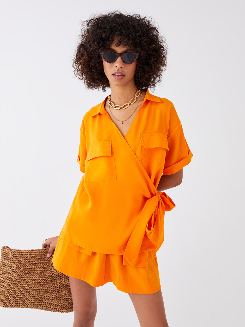 V-Ausschnitt Schlicht Kurzarm Gebundene Detailierte Bluse für Damen-3