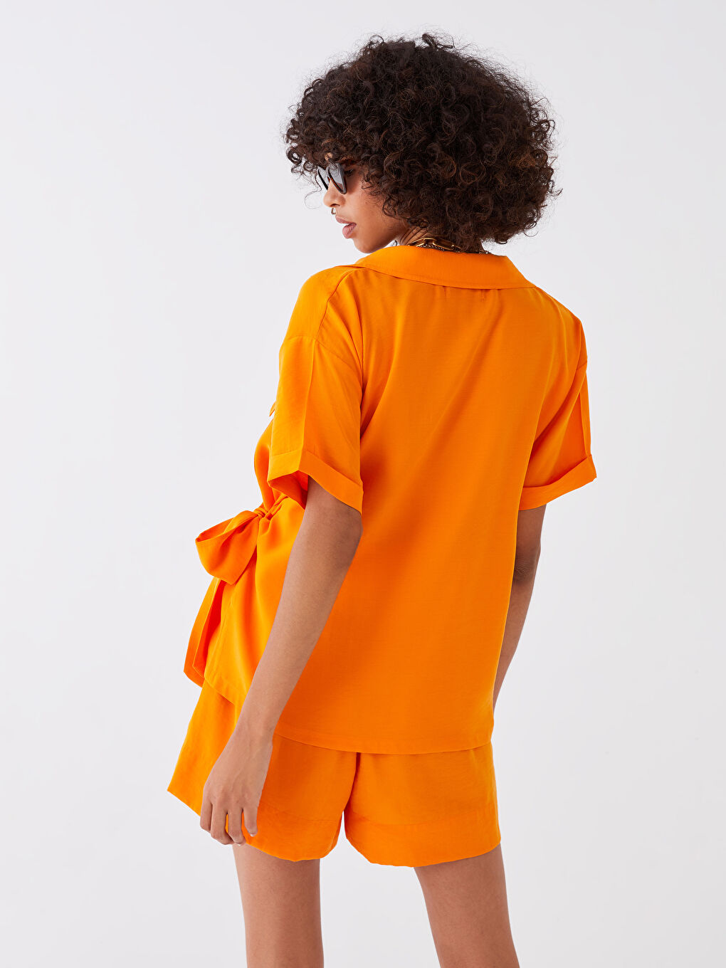 V-Ausschnitt Schlicht Kurzarm Gebundene Detailierte Bluse für Damen-12