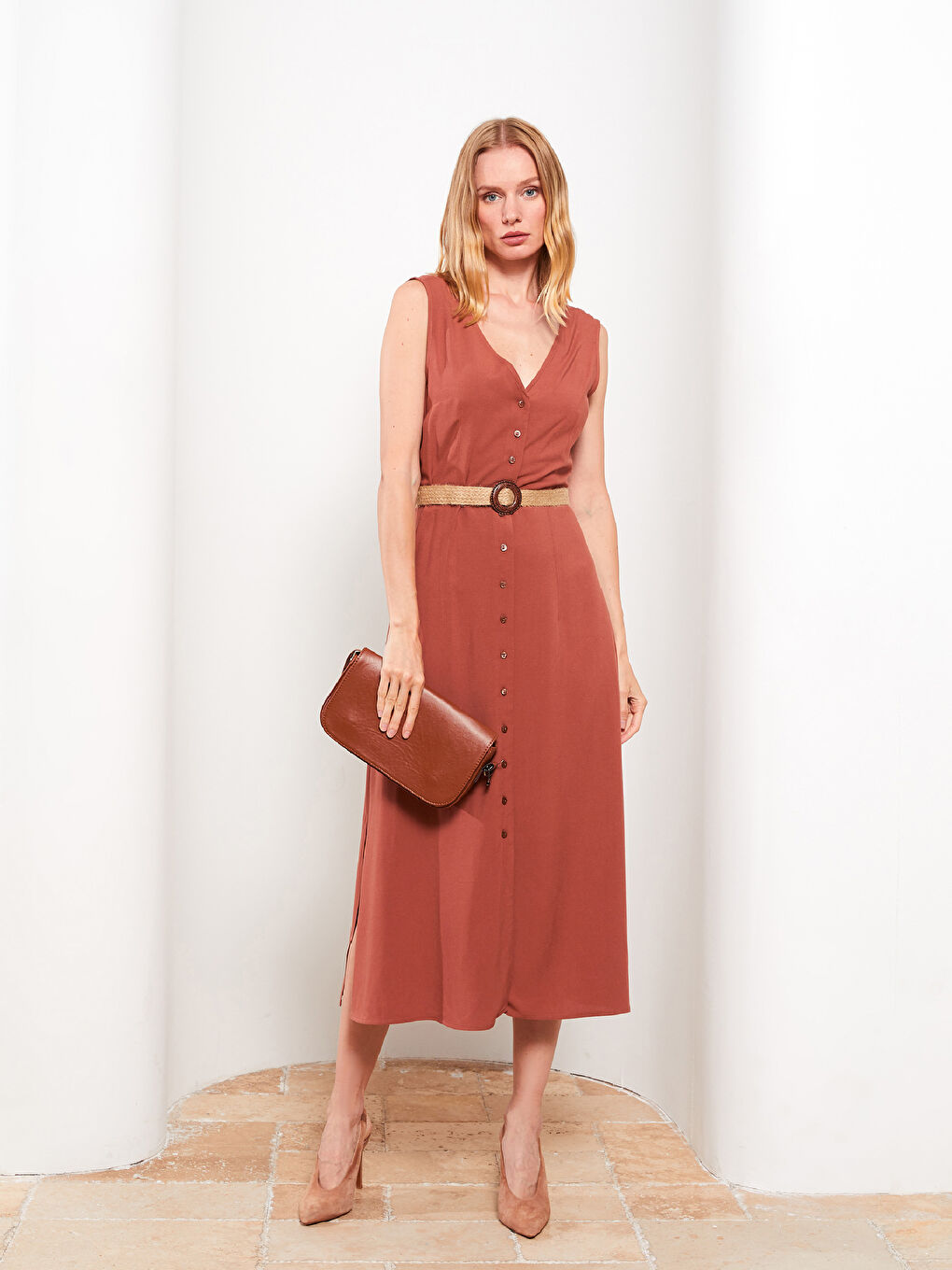 Kahverengi Kadın V Yaka Düz Kolsuz Elbise-4