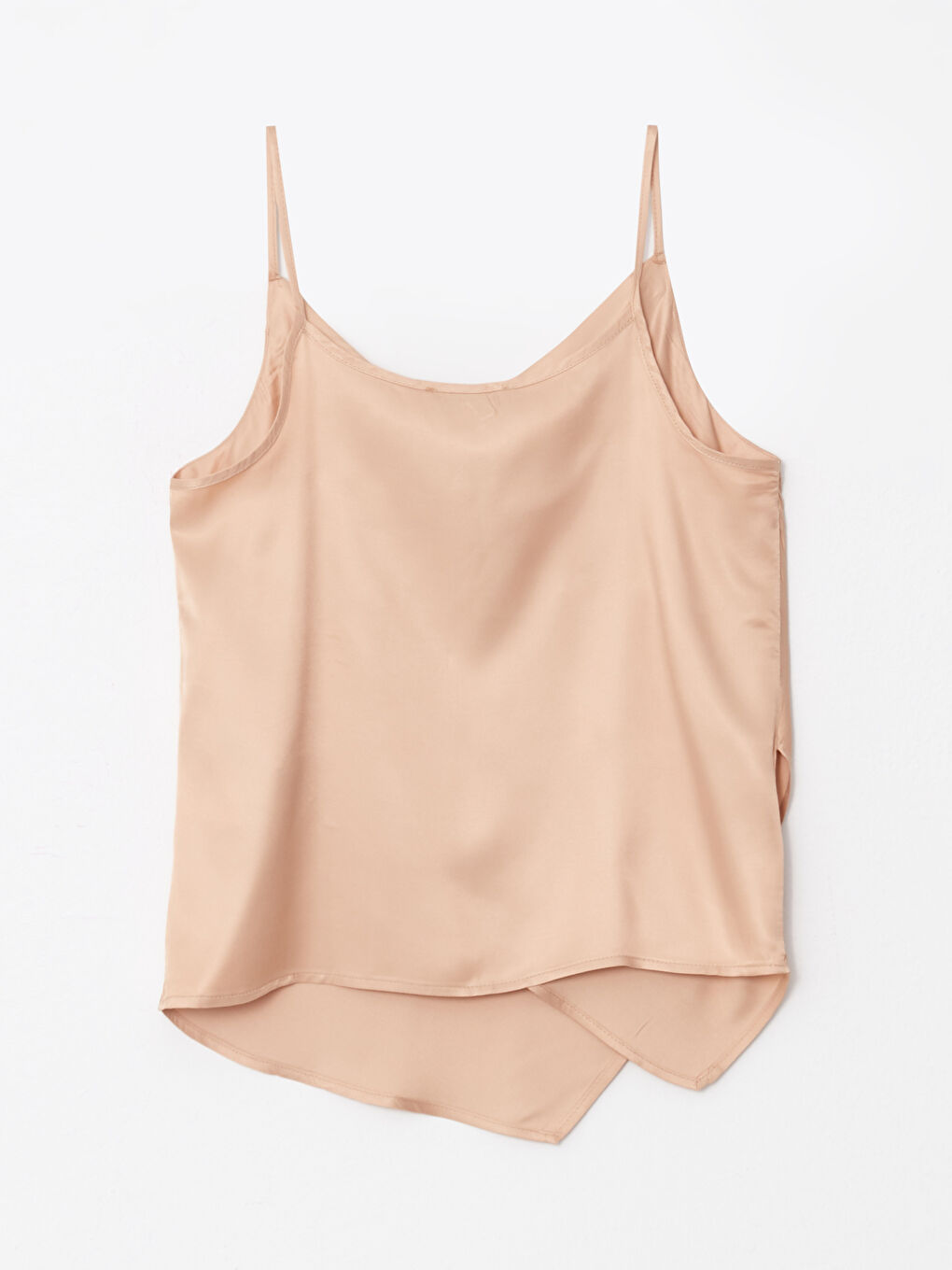 Bej Dökümlü Yaka Düz Askılı Saten Kadın Bluz-6