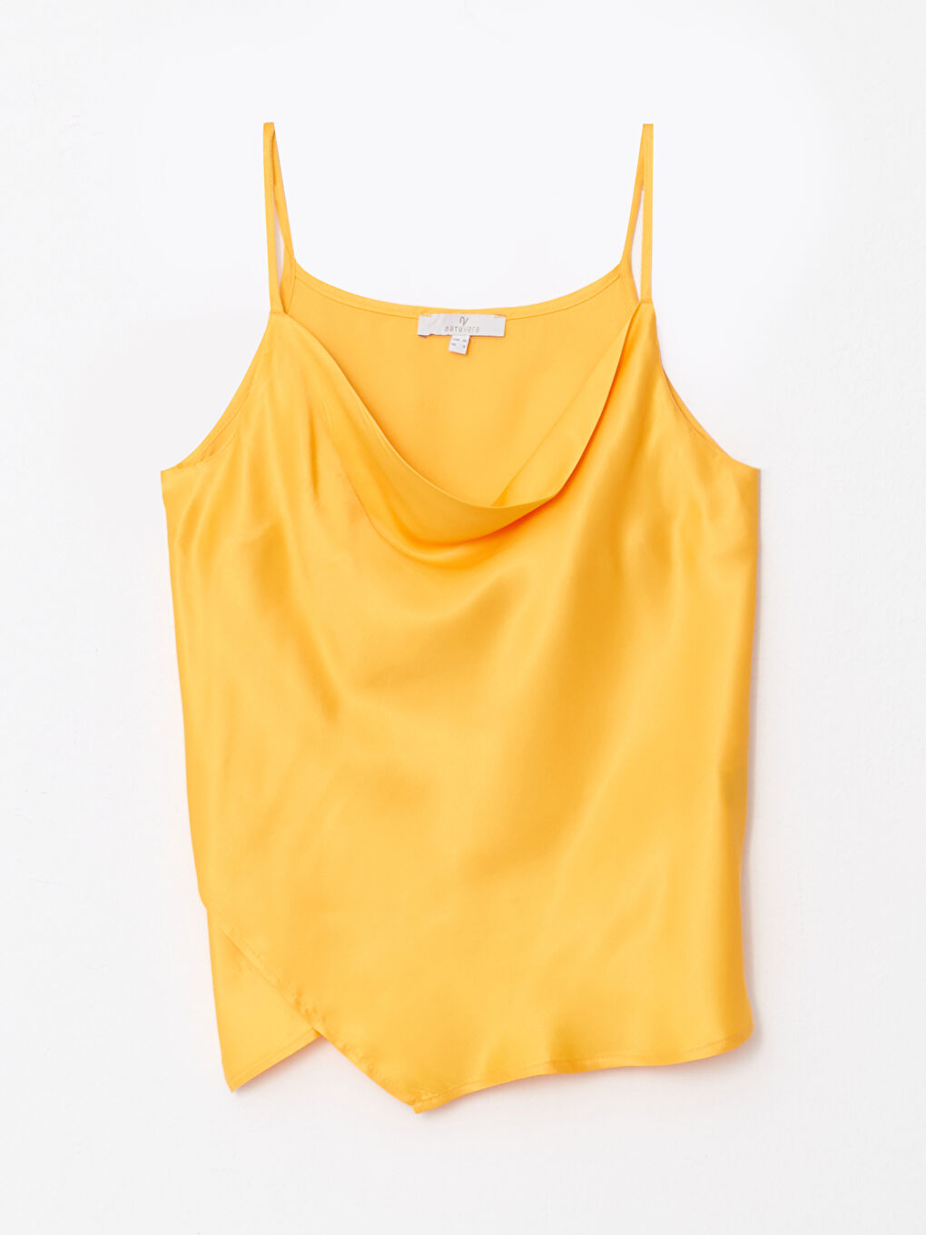 Turuncu Dökümlü Yaka Düz Askılı Saten Kadın Bluz-7