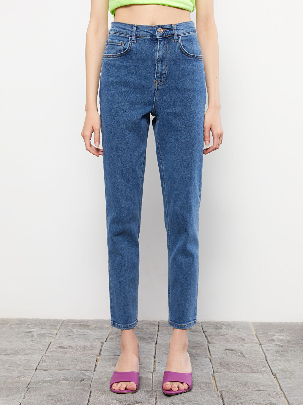 İndigo Yüksek Bel Slim Fit Düz Cep Detaylı Kadın Jean Pantolon-3