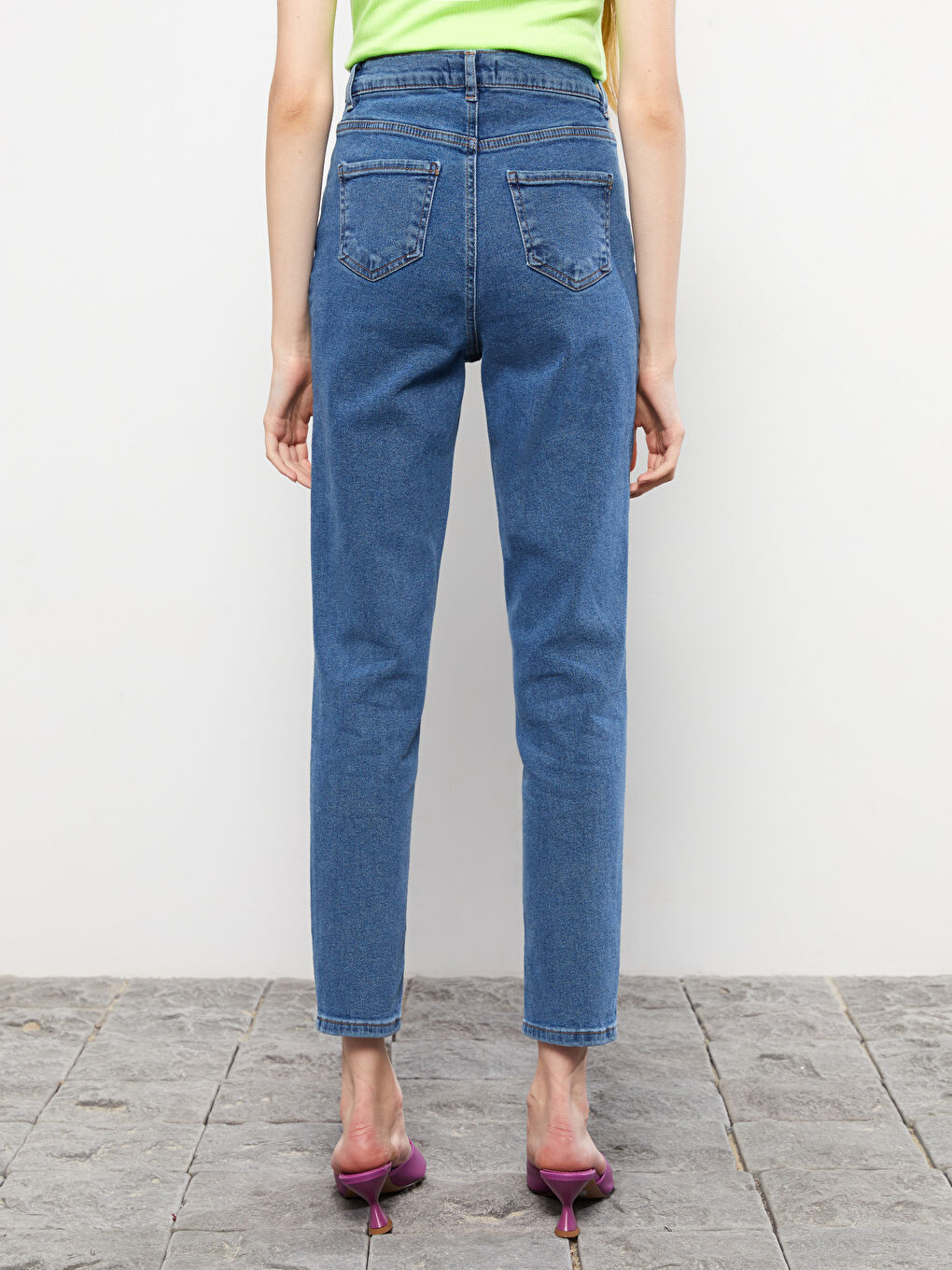 İndigo Yüksek Bel Slim Fit Düz Cep Detaylı Kadın Jean Pantolon-4