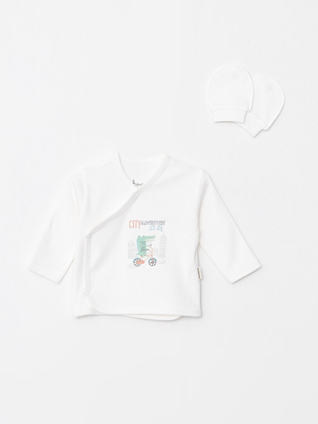 Ekru Bebbek Baskılı Erkek Bebek Kutulu Hastane Çıkış Seti-1