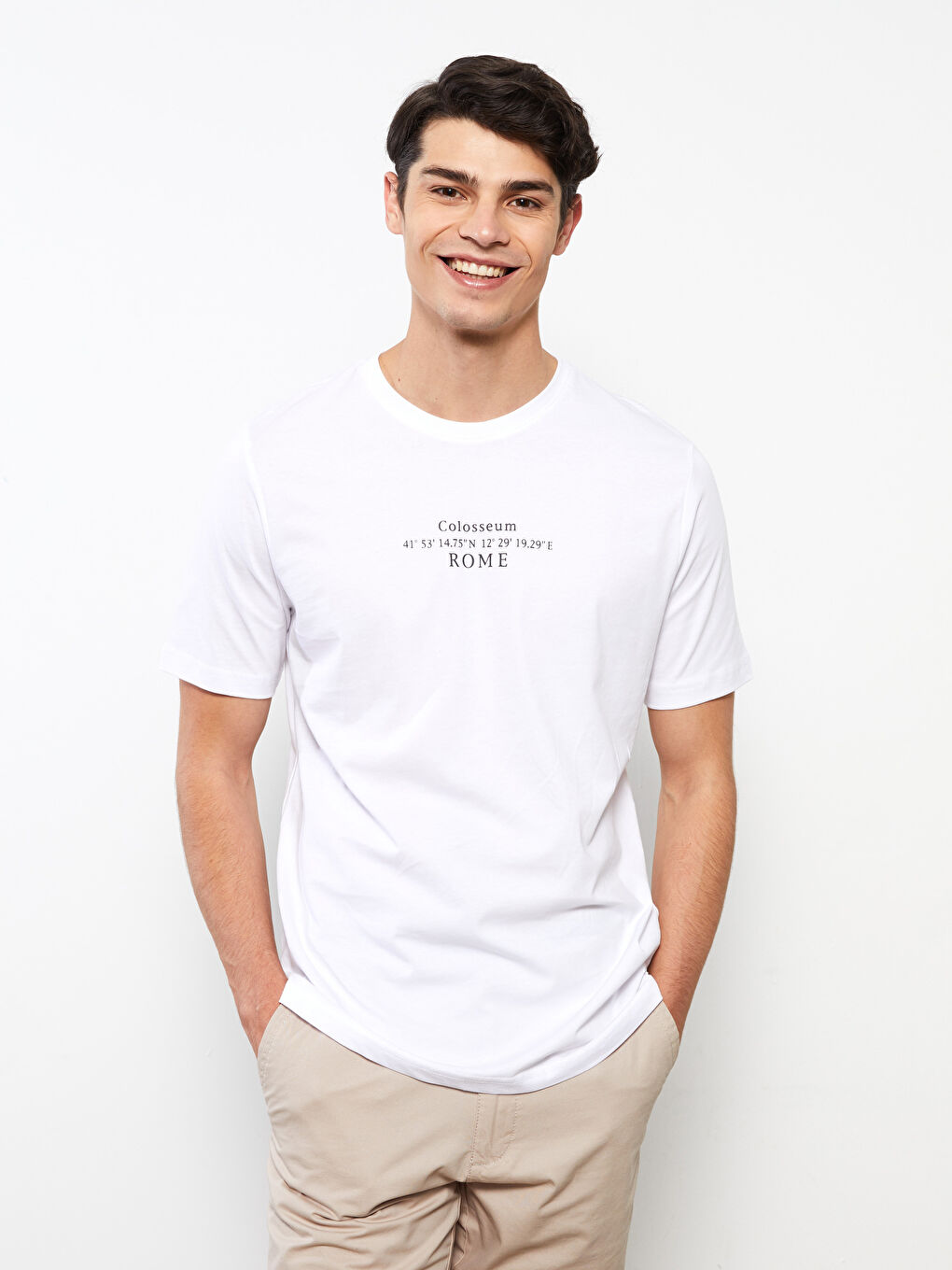 Beyaz Bisiklet Yaka Kısa Kollu Baskılı Penye Erkek Tişört