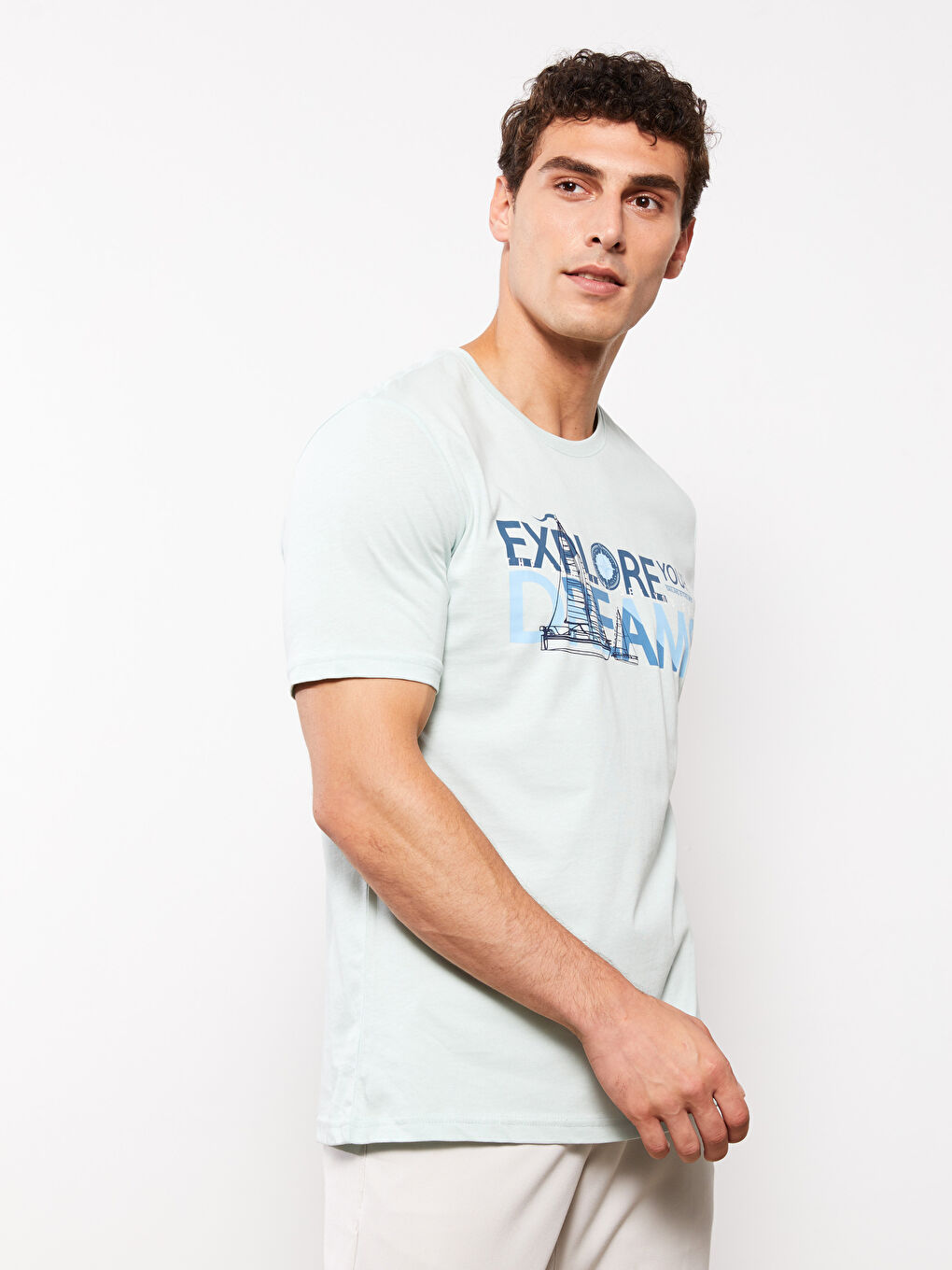 تيشيرت رجالي ياقة دائرية كم قصير مطبوع قطن ممشط-1