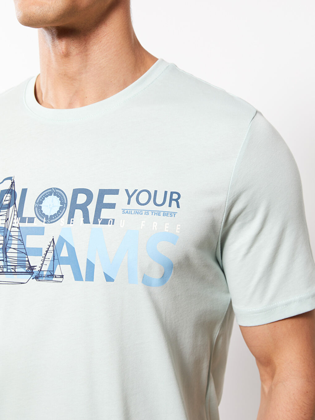 تيشيرت رجالي ياقة دائرية كم قصير مطبوع قطن ممشط-3