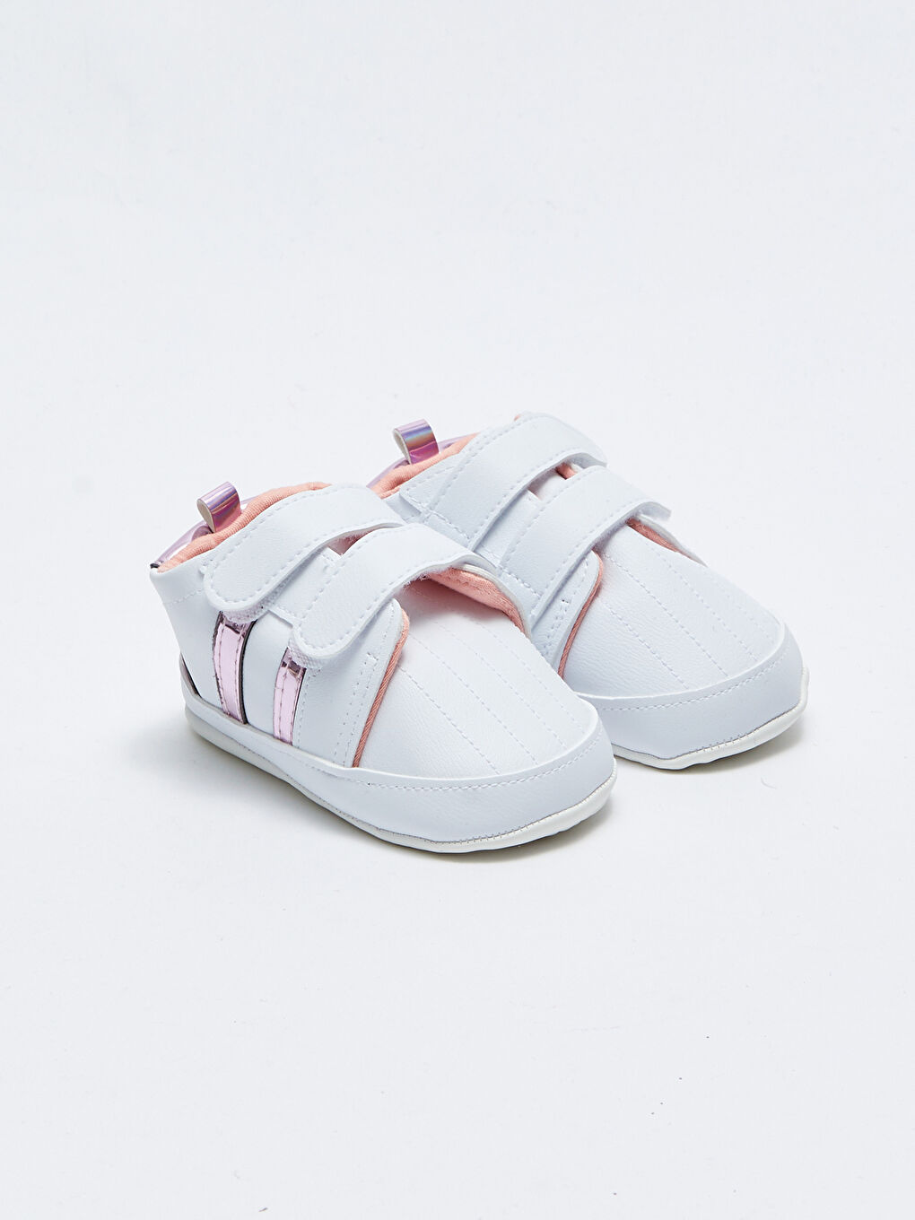 Beyaz Deri Görünümlü Cırt Cırtlı Kız Bebek Yürüme Öncesi Ayakkabı