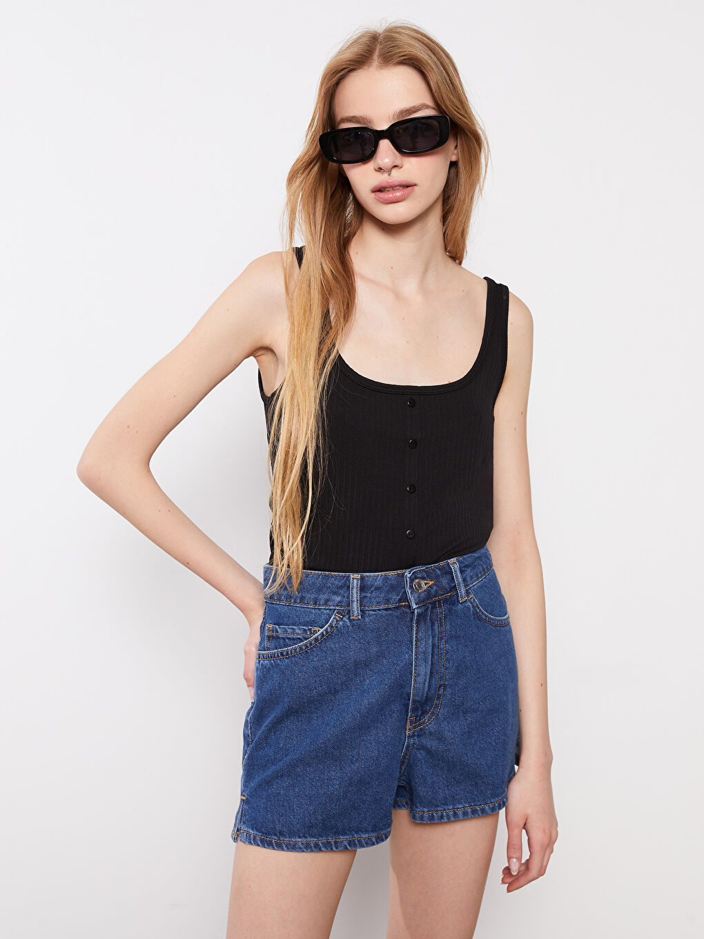 U Neck Plain Strappy Women's Tank Top