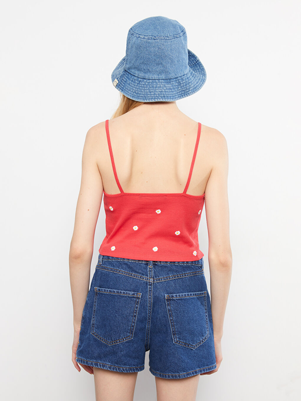 Pembe Kare Yaka Nakışlı Askılı Kadın Crop-4